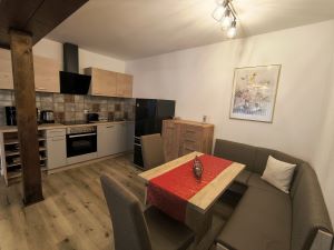 Appartement Seeleben Küche mit Essbereich